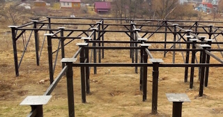 Свайный фундамент под ключ цена с установкой в Краснотурьинске от 509 рублей/м2| установка свайного фундамента под дом под ключ недорого